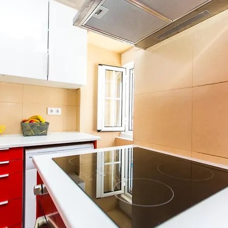 Apartment Belem! Charming 2 Bedroom W Terrace, Wifi & Free Street Parking Lisbon