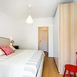 아파트 Belem! Charming 2 Bedroom W Terrace, Wifi & Free Street Parking