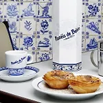아파트 Belem! Charming 2 Bedroom W Terrace, Wifi & Free Street Parking *